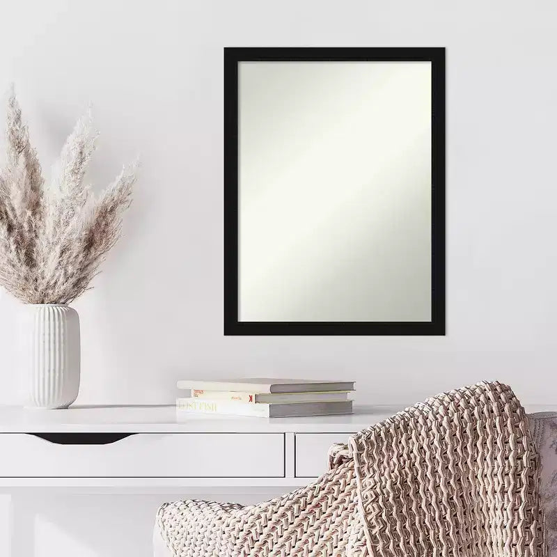 Miroir mural Avon noir étroit de 20 po x 26 po, sans biseau