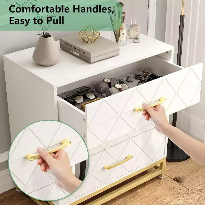 Commode de chambre à 3 tiroirs, commode moderne, avec tiroirs larges et poignées métalliques, commode en bois