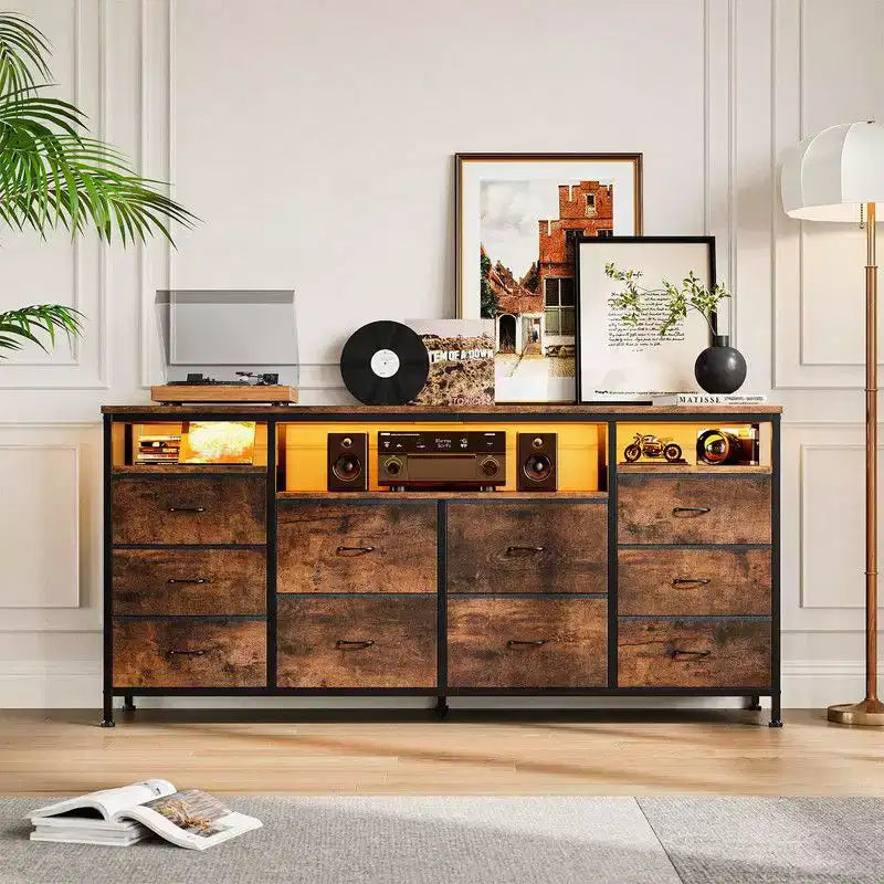 Commode 10 tiroirs de 160,8 cm, Meuble TV pour téléviseurs de 65, 70, 75 pouces, Commode en tissu avec lumières LED et prises de courant, Long meuble de rangement