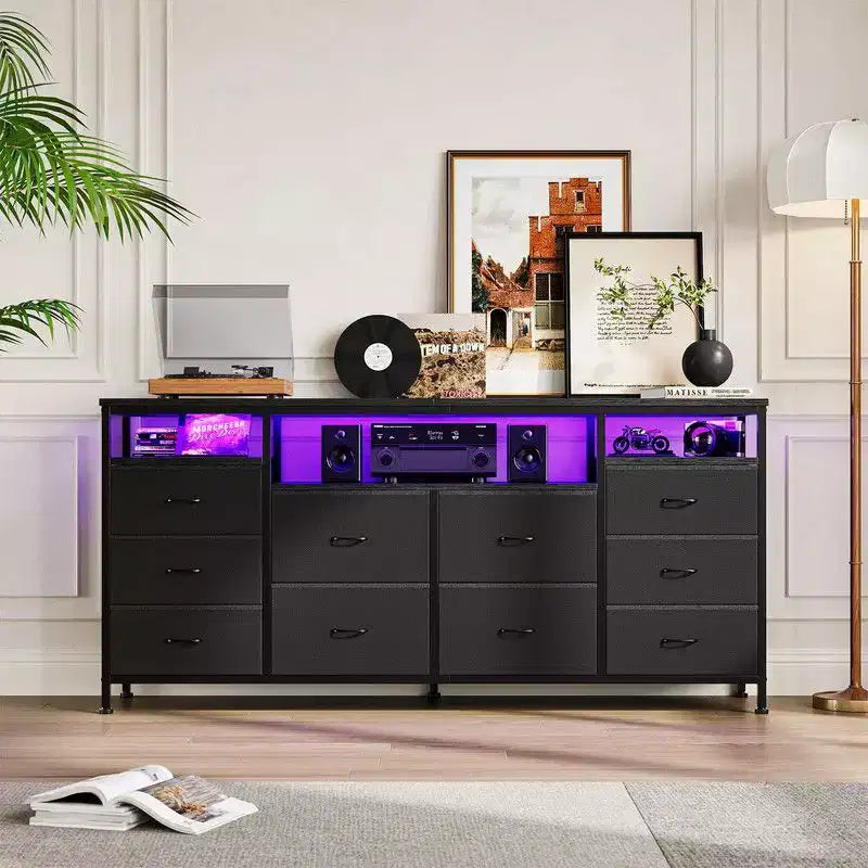 Commode 10 tiroirs de 160,8 cm, Meuble TV pour téléviseurs de 65, 70, 75 pouces, Commode en tissu avec lumières LED et prises de courant, Long meuble de rangement